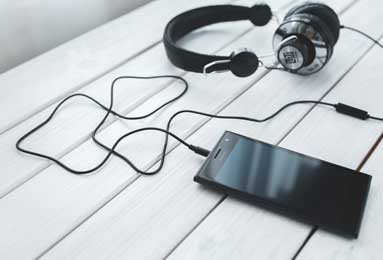 意甲知名评论员：卡马尔达去莱切这种球队，进攻机会有限，不利于他的成长